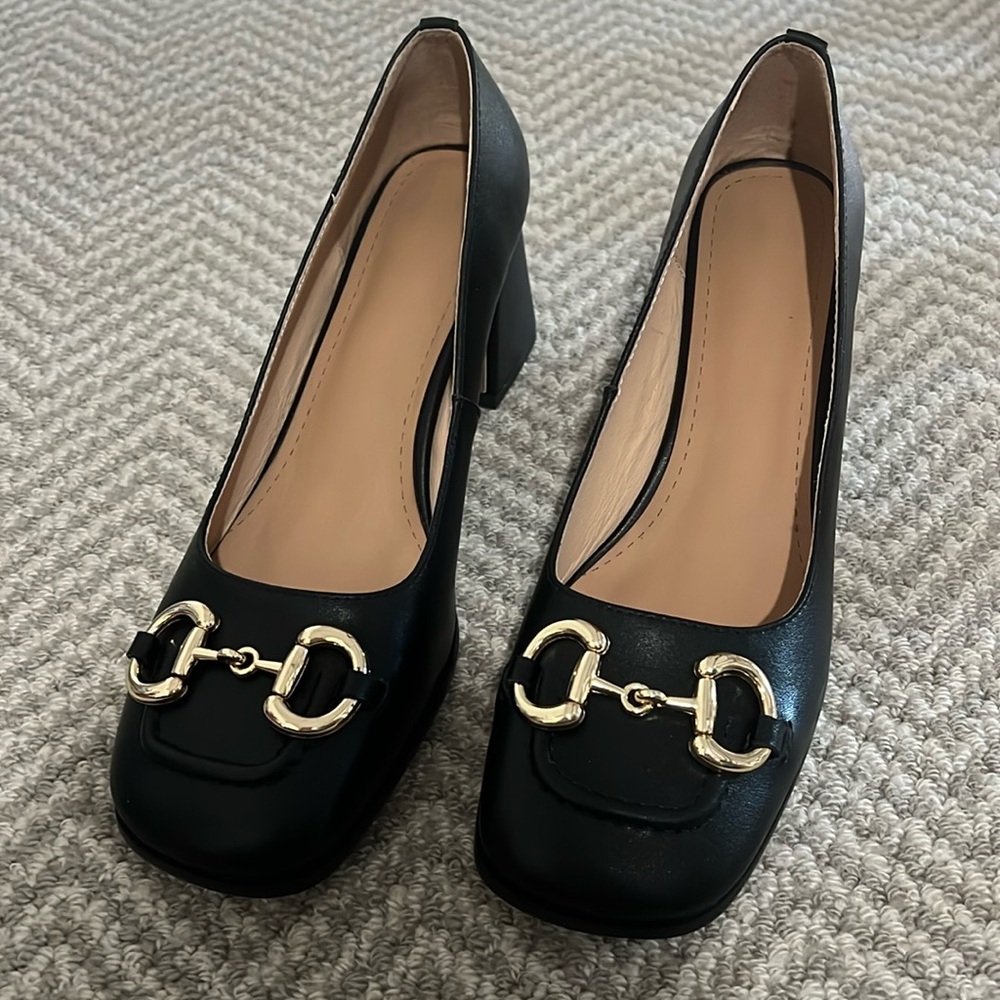 Larosa Horse Bit Heel